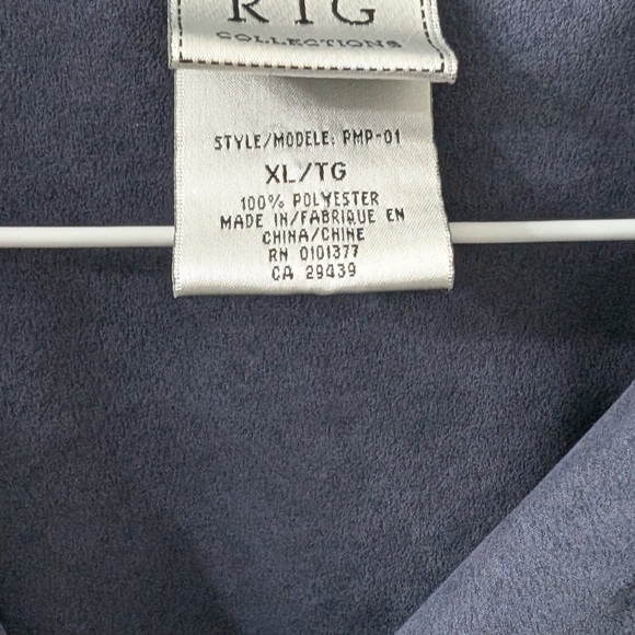 Dark Gray Button-Up Shirt - Picture 4 of 4